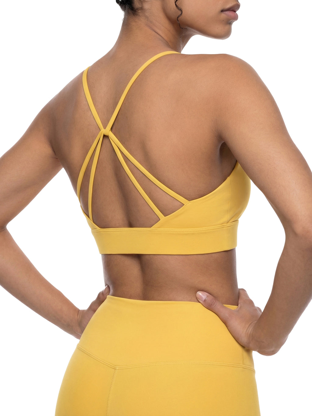 Dream in motion Strappy Criss Cross Yoga Sports Bra